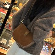 Cowhide Leather Crescent Shoulder Bag – detail view 2